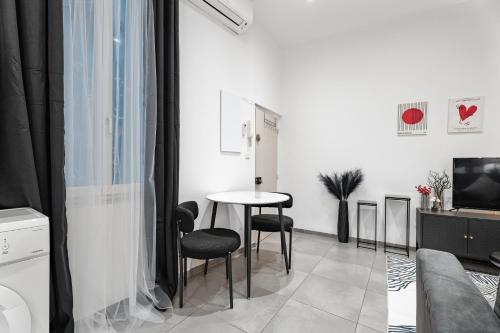 GALLO - New Modern Loft Old Town Massena - image 8