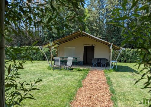 Camping Houtum Room Type - Tent