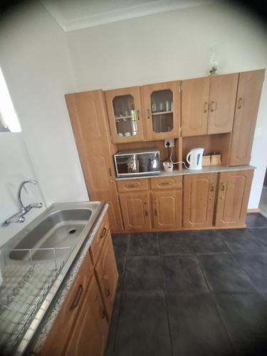 33 On Loop, Flat 2 in Leidibrandas