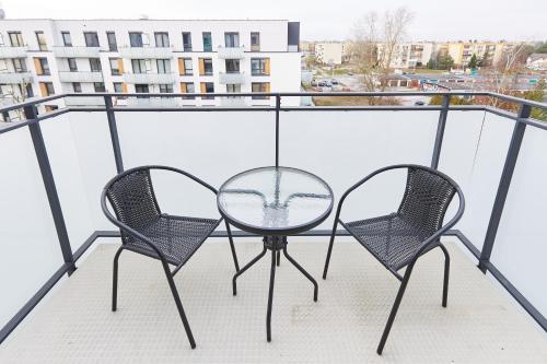 Балкон, Pileckiego Apartment IV by JumpInHere in Чоснув