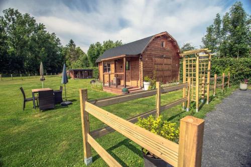 Wooden Lodge Baie de Somme in Saint-Blimont