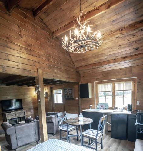 Wooden Lodge Baie de Somme in Saint-Blimont