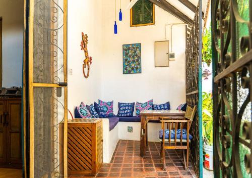 Rõdu/terrass, Gecko Cottage - Cosy 2-Bedroom in Bagamoyo Old Town in Bagamoyo