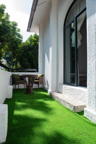 beranda/teres, Cozy Stead Hotel - Haven House, Gigiri in Nairobi