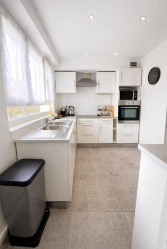 餐飲選擇, Appartement Chilly Mazarin T3 Proche Aéroport Orly (Appartement Chilly Mazarin T3 Proche Aeroport Orly) in 希利馬紮蘭