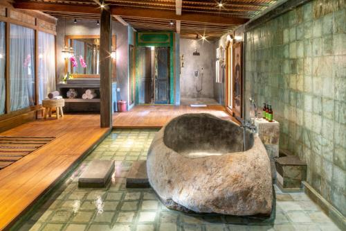 DNU - Istana Suite at Nag Shampa Private Estate 3
