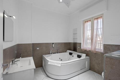 Pangea Rooms Oplonti
