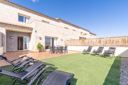 Jouvacations Ripolles Figueres-Vilafant in Vilafant