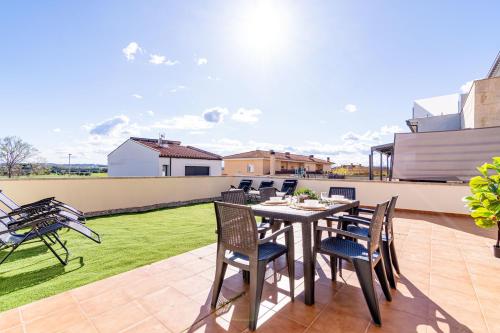 Jouvacations Ripolles Figueres-Vilafant in Vilafant