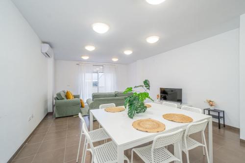 Jouvacations Ripolles Figueres-Vilafant in Vilafant