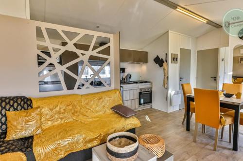 Mobil-home dans parc résidentiel - image 4