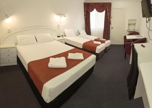 Calico Court Motel Room Type - Standard Family Room