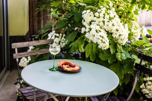 Appartements des Logis des Jardiniers Strasbourg-Roberstau – khách sạn tại Robertsau