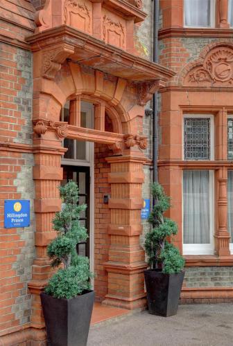 ทัศนียภาพภายนอกโรงแรม, ชัวร์ โฮเทล เรดดิ้ง (Sure Hotel Reading) in รีดดิ้ง