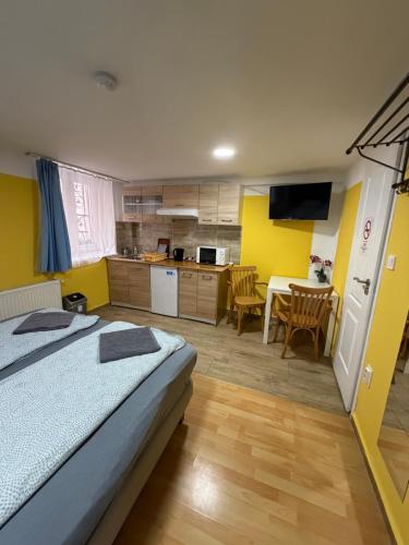 Deniz Guesthouse 2