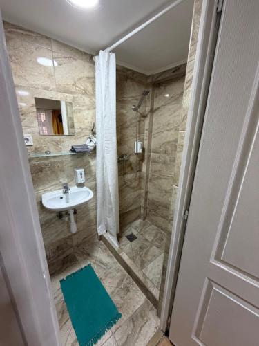 Deniz Guesthouse 3