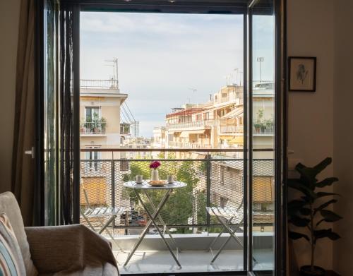 Strefi Hill Suites Room Type - One-Bedroom Apartment