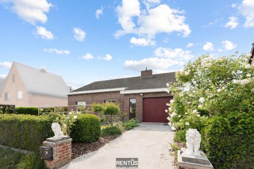 Yde et Maré - single level home with garden gîte à louer Lombardsijde