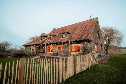 Vakantieverblijf De Festivalhoeve - Location, gîte - Heuvelland