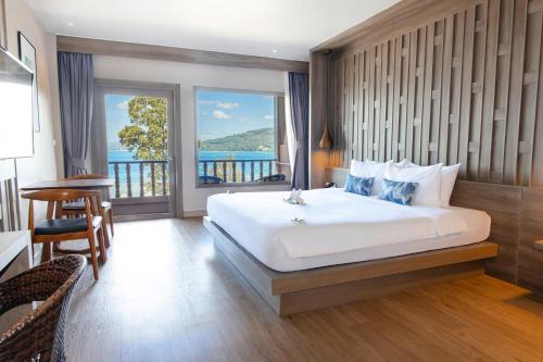 Deluxe Double Room with Sea View