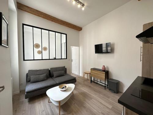 18 Corneille 1 Chambre Foch