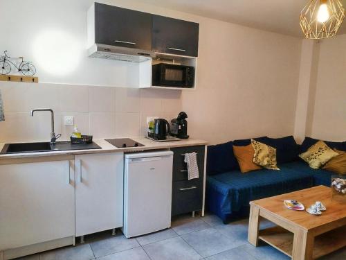 Sibiti, charmant 2 pieces a 20 minutes de Paris in Le Blanc-Mesnil