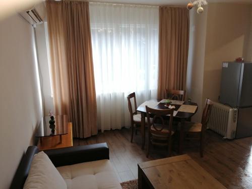Апартамент Light blue in Troyan