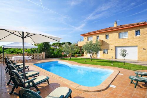 Úszómedence, Catalunya Casas Tranquil Costa Brava Retreat with private suite! in Sils