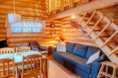 Pyhänäkyy D - cabin with a view to the slopes (Pyhanakyy D - cabin with a view to the slopes) in Pyhatunturi