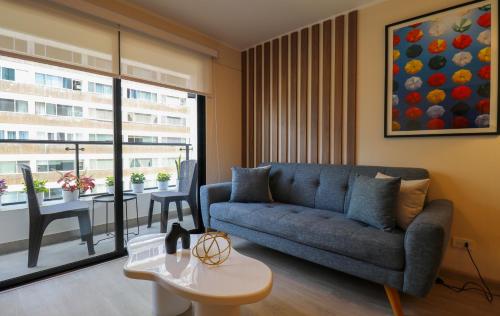 Larco Residence in the Heart of Miraflores by Wynwood House