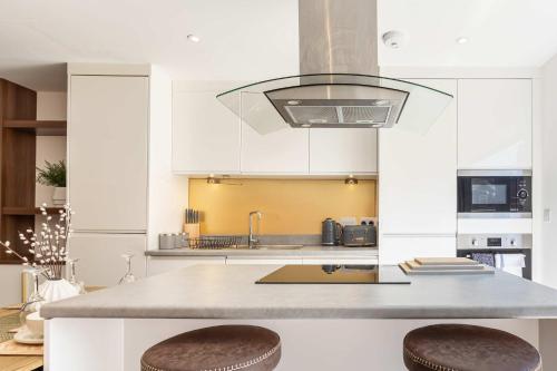 Rest&Recharge at Brookdale House (5 Bedrooms, 15mins to City Centre, Free Parking), Manchester (photo 7)