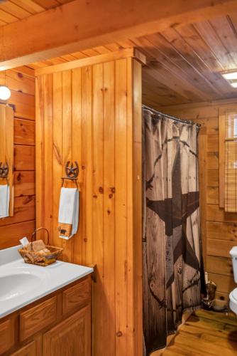 Bathroom, Mountain View Cabins in Tellico Plains
