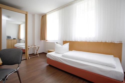 Hotel Heidenschanze - image 2