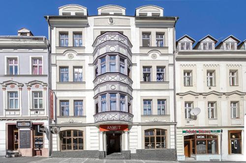 Buitenkant, Anmut by Revelton in Karlovy Vary