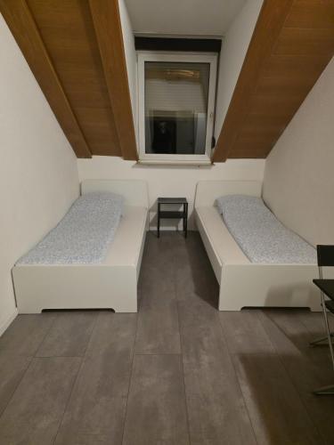 modernes & einfaches übernachten (modernes & einfaches ubernachten) in Bruchsal