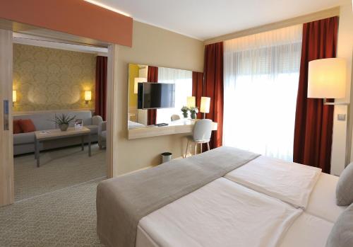 Suite, wellness, superior