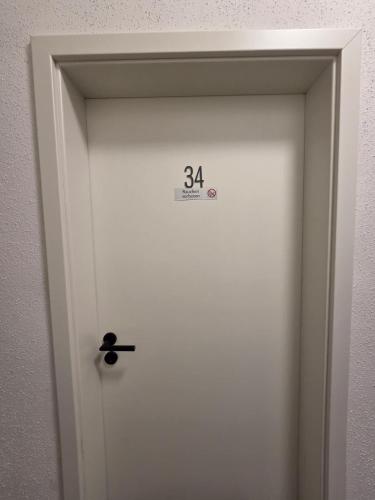 modernes & einfaches übernachten (modernes & einfaches ubernachten) in Bruchsal