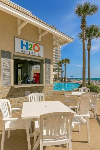 바/라운지, 16th-Floor Corner Condo at Majestic Beach Resort w/ Panoramic Gulf Views in 파나마 시티 (FL)