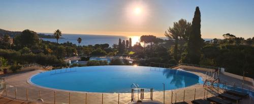 Escapade ensoleillee sur la Cote D'Azur - Cap Esterel in Le Dramont