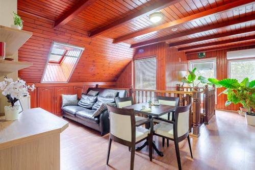 Comfy - Relaxing Stay at Lake Vadkert in Soltvadkert