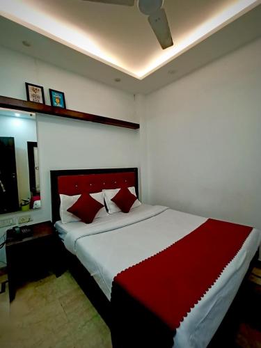 Hotel Parth Palace – Delhi, NY