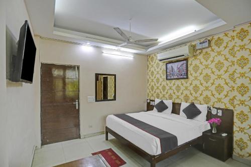 1 queen bed