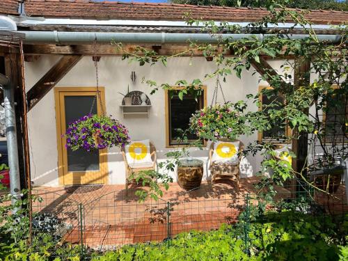 Dārzs, Ferienhaus am Land in Maria Bild