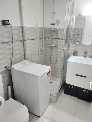 Royal beach, Elegance & vue mer à 2 min plage (Royal beach, Elegance & vue mer a 2 min plage) in ปวงต์ ดู บู