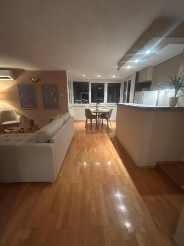 Apartman Rajs, Mostar