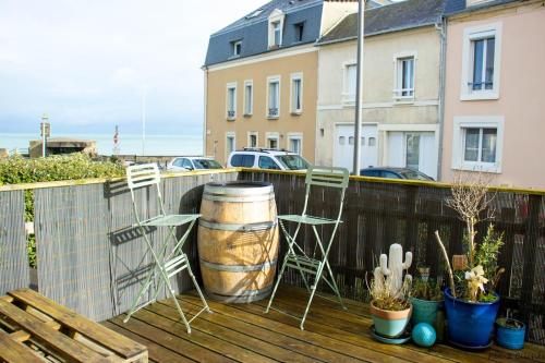 Maison face à la mer avec la Plage à 50 m & Parking privé (Maison face a la mer avec la Plage a 50 m & Parking prive) in Saint-Aubin-sur-Mer