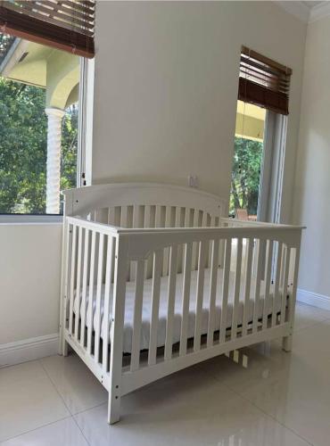 Supremacy Villa STR-6110 in Davie (FL)