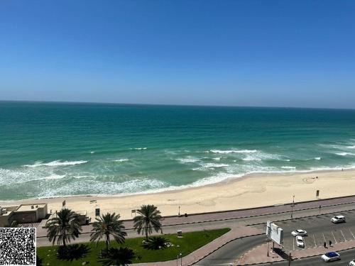 Ajman corniche residence towers Two Bedroom Apartment – khách sạn tại Bãi biển Ajman