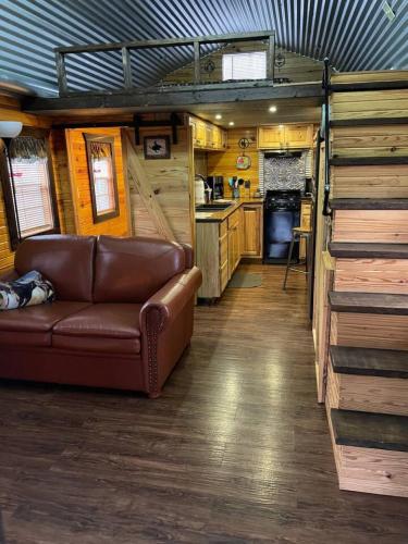 Secluded Ozarks Cabin in the woods Eminence MO in Mountain View (MO)