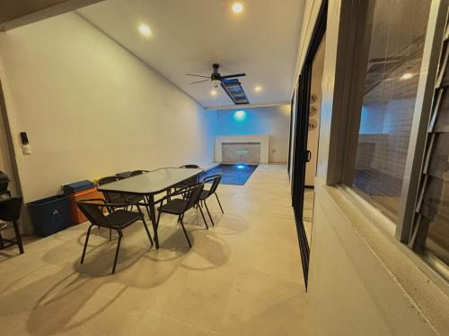 สระว่ายน้ำ, Casa Brisamar - House with Private Pool in เฮอร์ราดูร่า